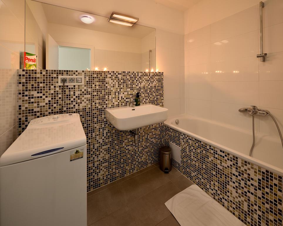 Ambiente Serviced Apartments - Dunajska براتسيلافا الغرفة الصورة